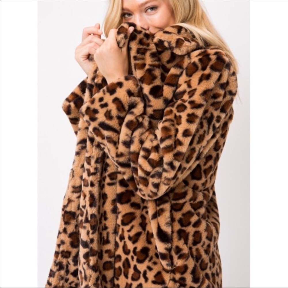 SMALL - Leopard Fur Jacket - Picture 3 of 7